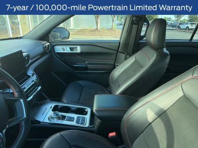 2023 Ford Explorer - Photo 4