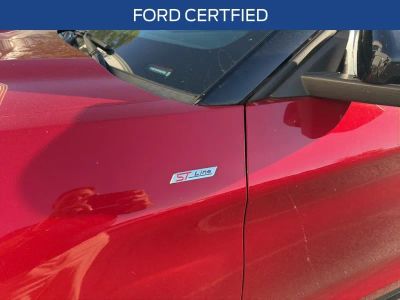 2023 Ford Explorer - Photo 3