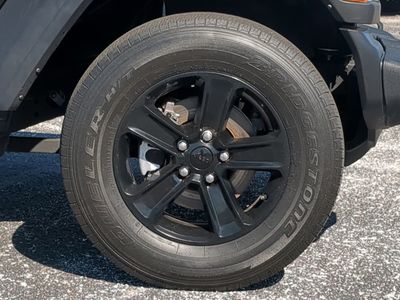 2022 Jeep Wrangler - Photo 11