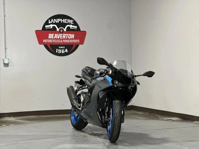 2026 Kawasaki Ninja ZX-6R - Photo 6