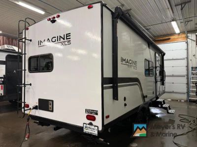 2026 Grand Design Imagine XLS - Photo 5