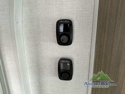 2025 Forest River RV Wildwood X-Lite - Photo 14