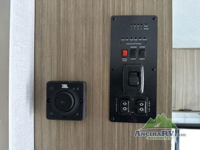 2025 Forest River RV Wildwood X-Lite - Photo 15