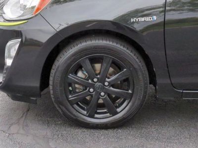 2016 Toyota Prius c - Photo 7
