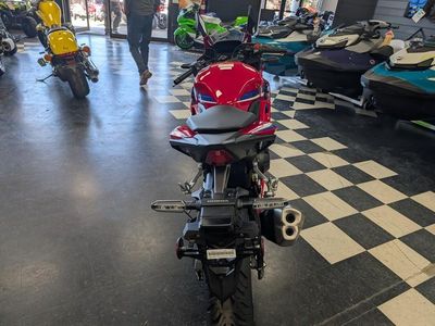 2025 Honda CBR500R - Photo 7