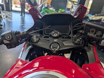 2025 Honda CBR500R - Photo 9