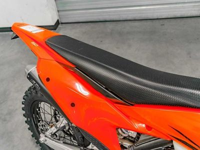 2026 KTM 150 XC-W - Photo 9