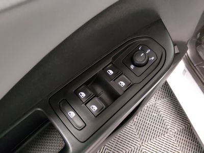 2024 Volkswagen Taos - Photo 20