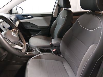 2024 Volkswagen Taos - Photo 22