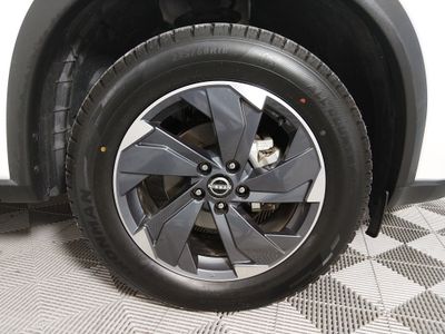 2024 Nissan Rogue — photo 10 view