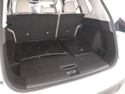 2024 Nissan Rogue — photo 11 view