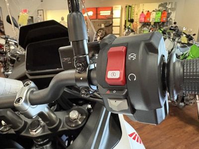 2025 Honda Transalp - Photo 22