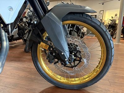 2025 Honda Transalp - Photo 18