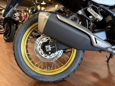 2025 Honda Transalp - Photo 14