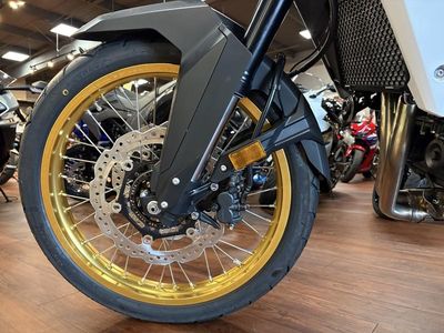 2025 Honda Transalp - Photo 6