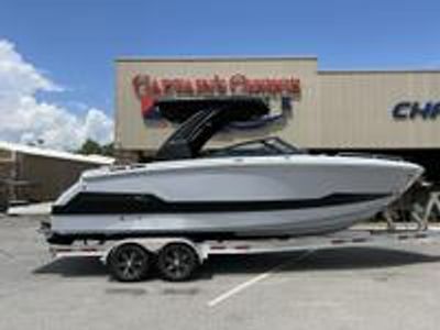 2026 Chaparral 8 SSX - Photo 1