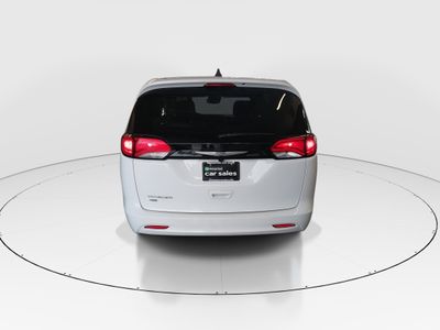 2023 Chrysler Voyager - Photo 6