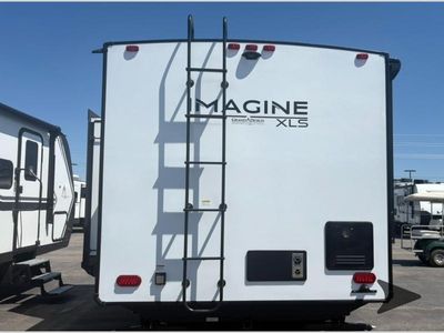 2026 Grand Design Imagine XLS - Photo 6