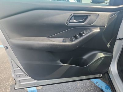 2024 Nissan Rogue S - Photo 13