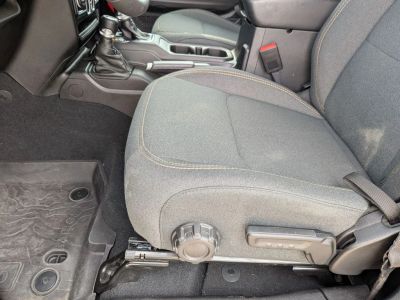 2024 Jeep Wrangler — photo 11 view