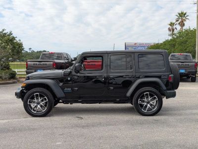 2024 Jeep Wrangler — side profile view