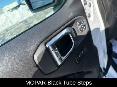 2020 Jeep Wrangler Unlimited Sahara - Photo 13
