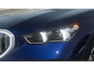 2026 BMW 5 Series 530i xDrive - Photo 24