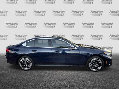 2026 BMW 5 Series 530i xDrive - Photo 10