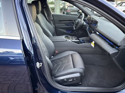 2026 BMW 5 Series 530i xDrive - Photo 15