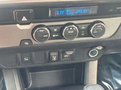 2021 Toyota Tacoma - Photo 13