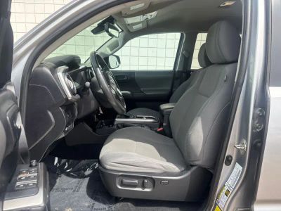 2021 Toyota Tacoma - Photo 3