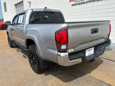 2021 Toyota Tacoma - Photo 5
