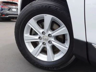 2012 Toyota Highlander — photo 12 view