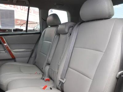 2012 Toyota Highlander — photo 24 view