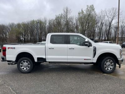 2026 Ford Super Duty - Photo 2