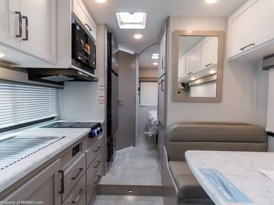 2026 Thor Motor Coach Chateau - Photo 11