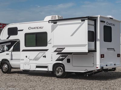 2026 Thor Motor Coach Chateau - Photo 2