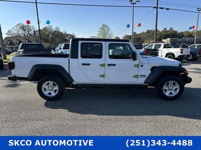 2020 Jeep Gladiator - Photo 13