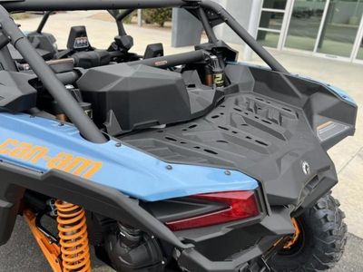 2026 Can-Am Maverick X3 MAX RS Turbo Scandi Blue & Orange Crush — photo 18 view