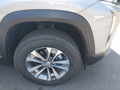 2025 Chevrolet Equinox - Photo 10