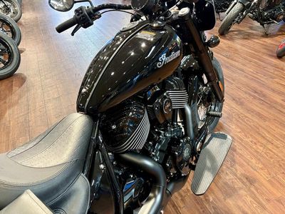 2025 Indian Motorcycle Super Chief Dark Horse Black Metallic - Photo 13