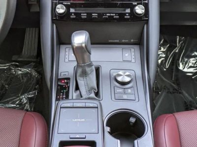 2024 Lexus IS — photo 17 view
