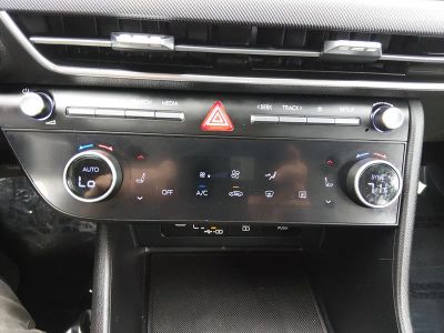 2024 Hyundai Sonata — photo 17 view