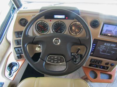 2017 Winnebago JOURNEY - Photo 3