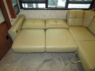 2017 Winnebago JOURNEY - Photo 13
