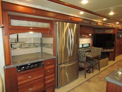 2017 Winnebago JOURNEY - Photo 9