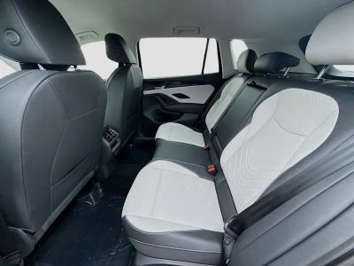 2026 Volkswagen Tiguan — photo 20 view