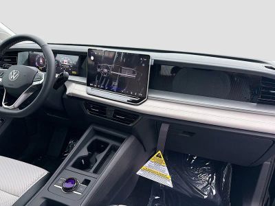 2026 Volkswagen Tiguan — photo 24 view