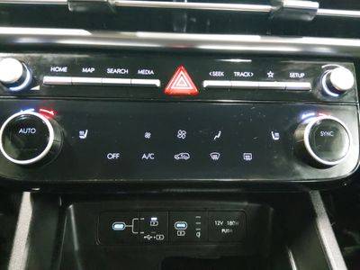 2025 Hyundai Tucson — photo 17 view