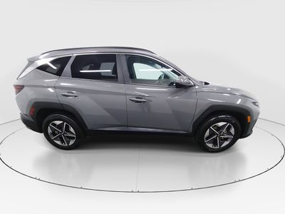 2025 Hyundai Tucson — photo 8 view